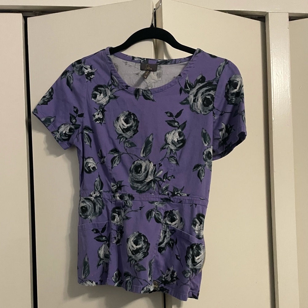Jaanuu scrub top XS